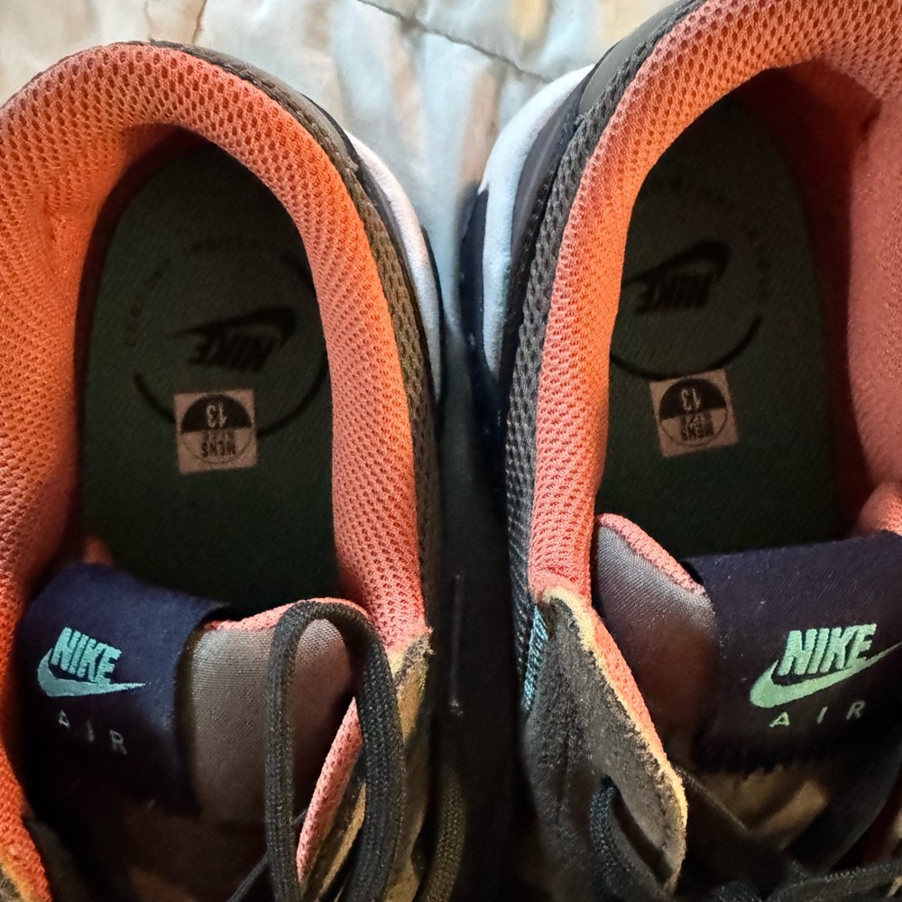 Mens Nike Air athletic shoe.  Size 13